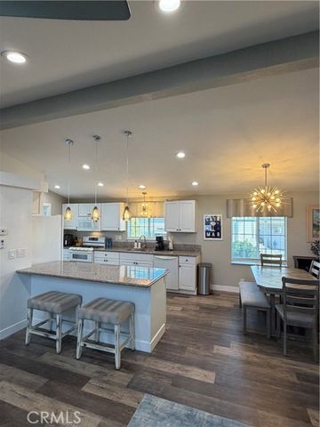 80 Huntington 218, Huntington Beach, CA 92648