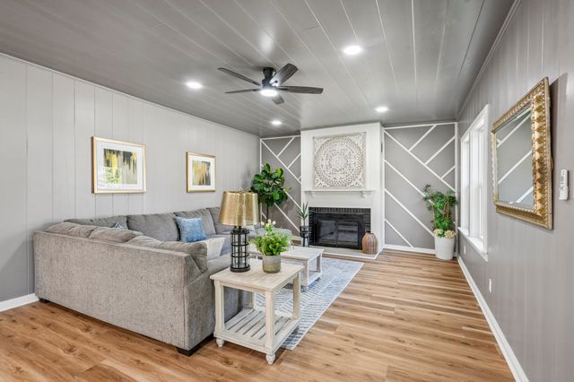 1114 N CATHERINE Street, Terrell, TX 75160