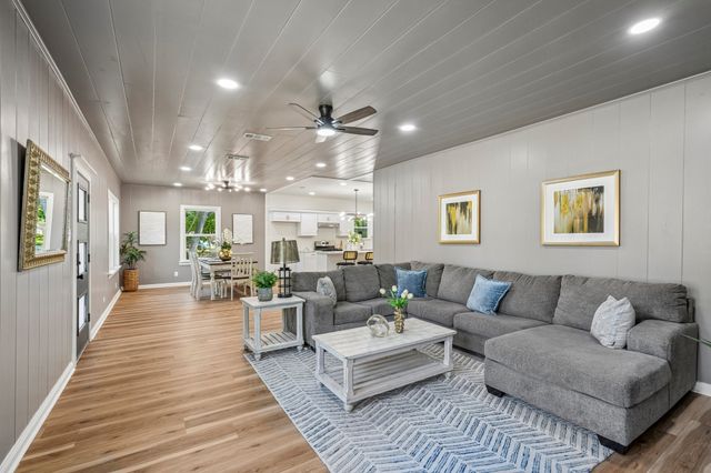 1114 N CATHERINE Street, Terrell, TX 75160