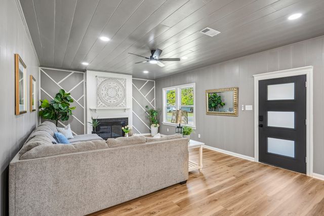 1114 N CATHERINE Street, Terrell, TX 75160