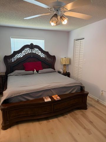 127 LAKE REBECCA Drive, West Palm Beach, FL 33411