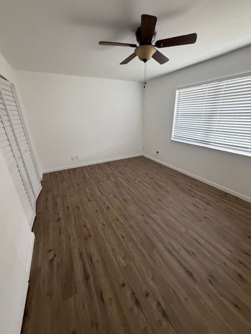 127 LAKE REBECCA Drive, West Palm Beach, FL 33411