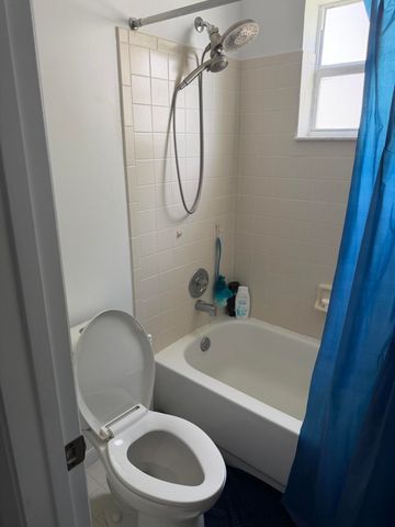 127 LAKE REBECCA Drive, West Palm Beach, FL 33411