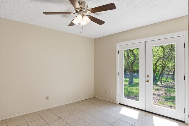405 Whitetail DR B, San Marcos, TX 78666