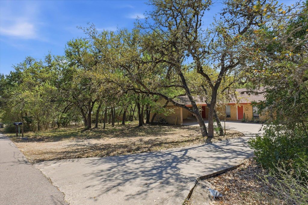 405 Whitetail DR B, San Marcos, TX 78666