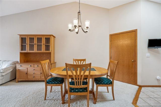 396 Teakwood Lane NE C, Cedar Rapids, IA 52402