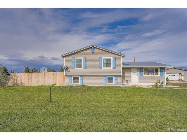 361 E Thomas Ave, Byers, CO 80103