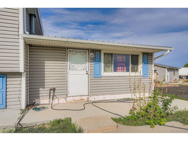 361 E Thomas Ave, Byers, CO 80103