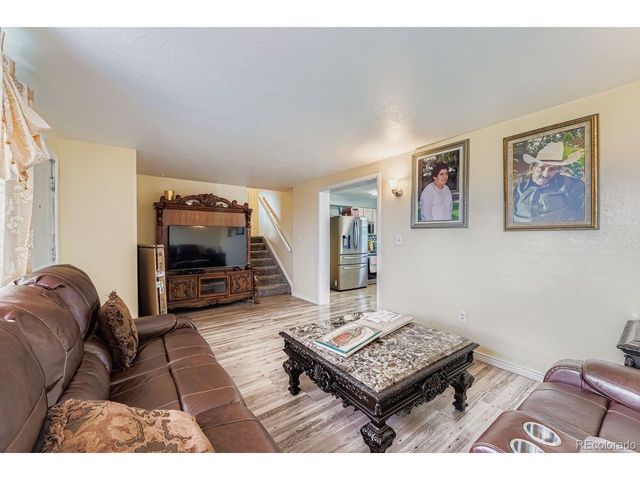 361 E Thomas Ave, Byers, CO 80103