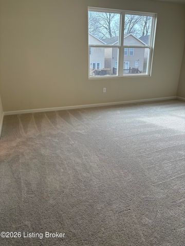 2013 Lyndon Green Cir, Lyndon, KY 40242