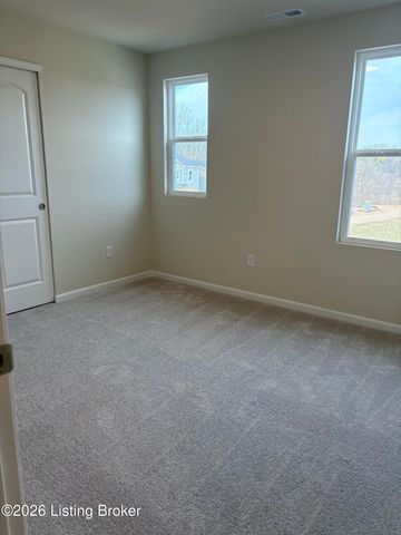 2013 Lyndon Green Cir, Lyndon, KY 40242