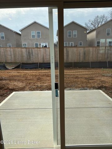2013 Lyndon Green Cir, Lyndon, KY 40242