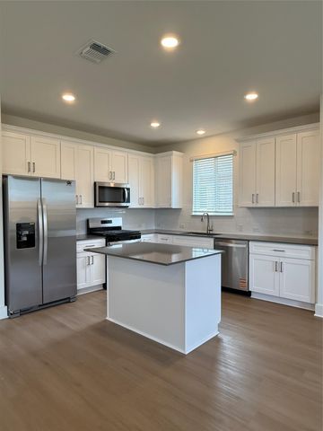 593 Tailwind DR, Kyle, TX 78640