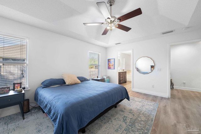 6673 Redfield St, Navarre, FL 32566