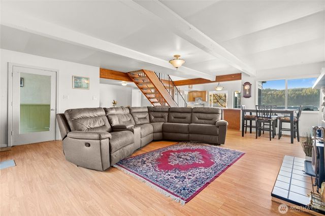 1885 SW Bay Street, Port Orchard, WA 98366