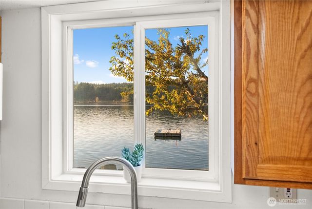 1885 SW Bay Street, Port Orchard, WA 98366