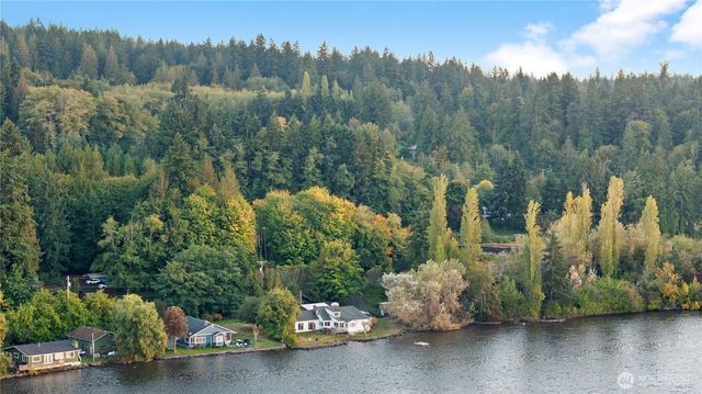 1885 SW Bay Street, Port Orchard, WA 98366