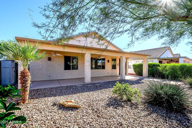 18478 N CANAL Drive, Surprise, AZ 85374