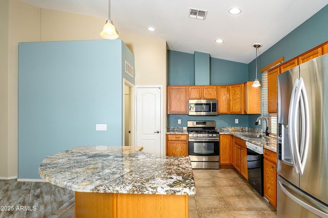 18478 N CANAL Drive, Surprise, AZ 85374