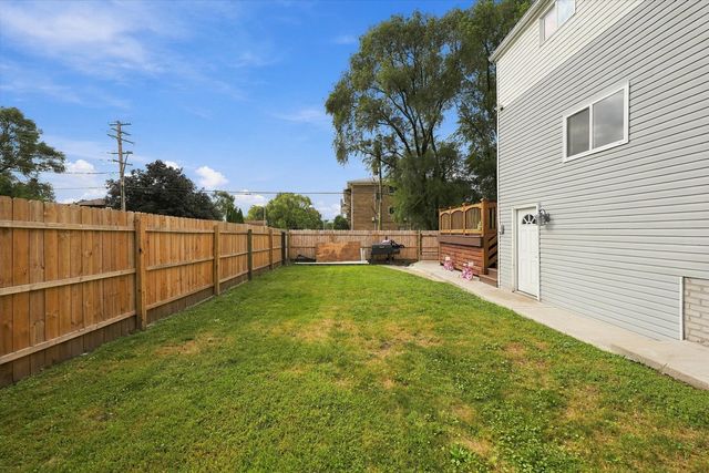 3903 W 115th Street, Alsip, IL 60803