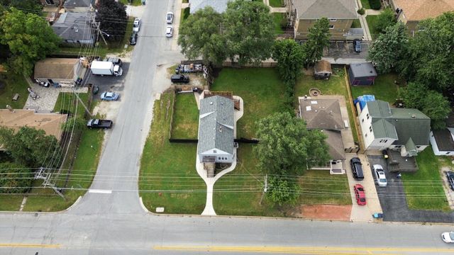 3903 W 115th Street, Alsip, IL 60803