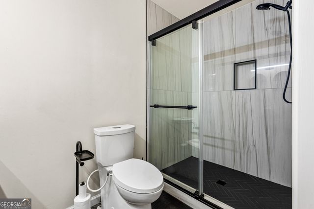 1133 Liberty Parkway NW, Atlanta, GA 30318