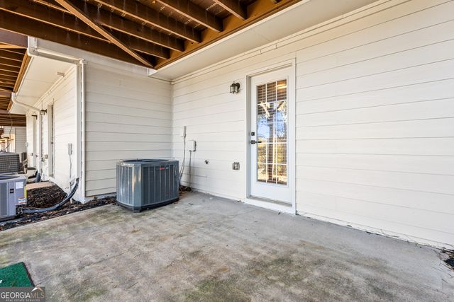 1133 Liberty Parkway NW, Atlanta, GA 30318