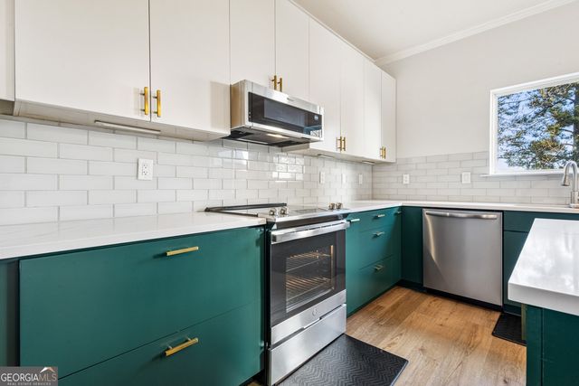 1133 Liberty Parkway NW, Atlanta, GA 30318