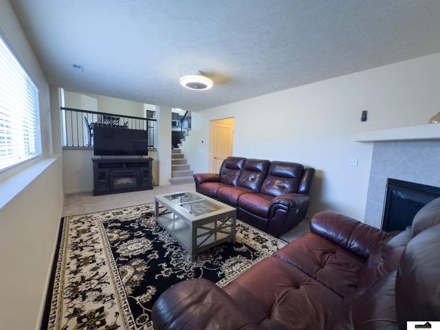 6129 S 189th Street, Omaha, NE 68135