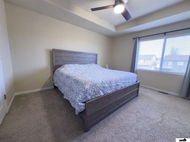 6129 S 189th Street, Omaha, NE 68135