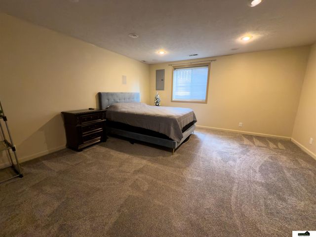 6129 S 189th Street, Omaha, NE 68135