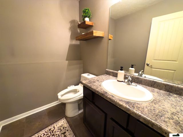 6129 S 189th Street, Omaha, NE 68135