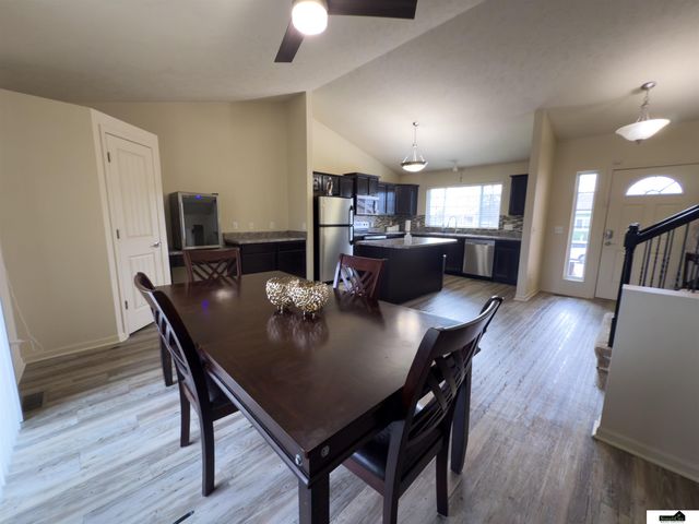 6129 S 189th Street, Omaha, NE 68135