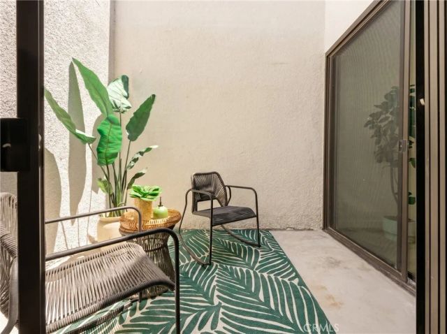 8125 Redlands Street 109, Playa Del Rey, CA 90293