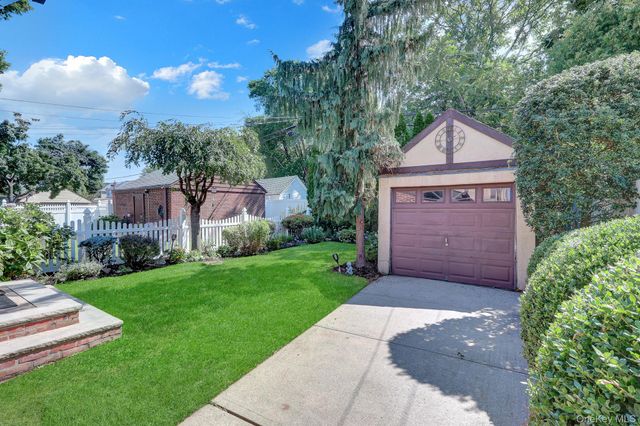 87-63 253rd Street, Bellerose, NY 11426