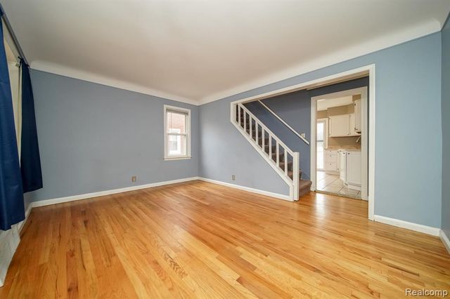 3015 N Vermont Avenue, Royal Oak, MI 48073