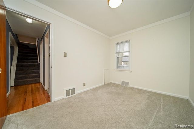 3015 N Vermont Avenue, Royal Oak, MI 48073