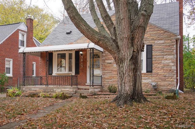 3015 N Vermont Avenue, Royal Oak, MI 48073