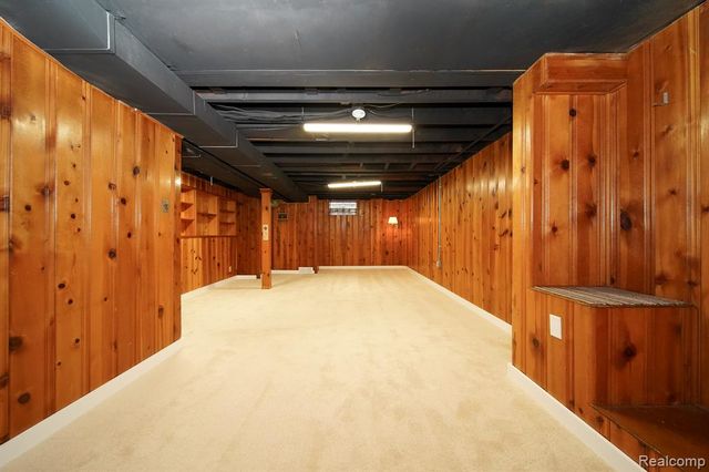 3015 N Vermont Avenue, Royal Oak, MI 48073