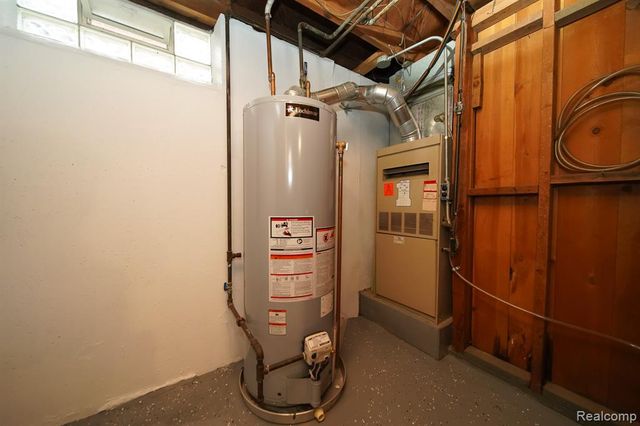 3015 N Vermont Avenue, Royal Oak, MI 48073