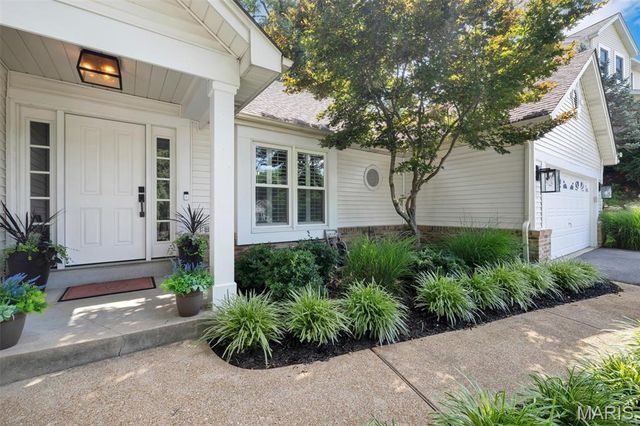 1506 Timber Point Court, Chesterfield, MO 63017