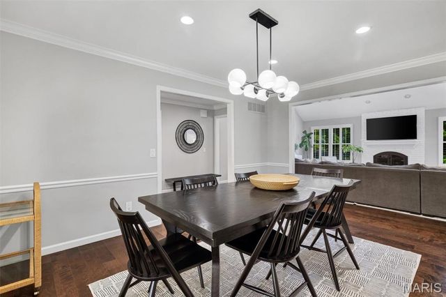 1506 Timber Point Court, Chesterfield, MO 63017