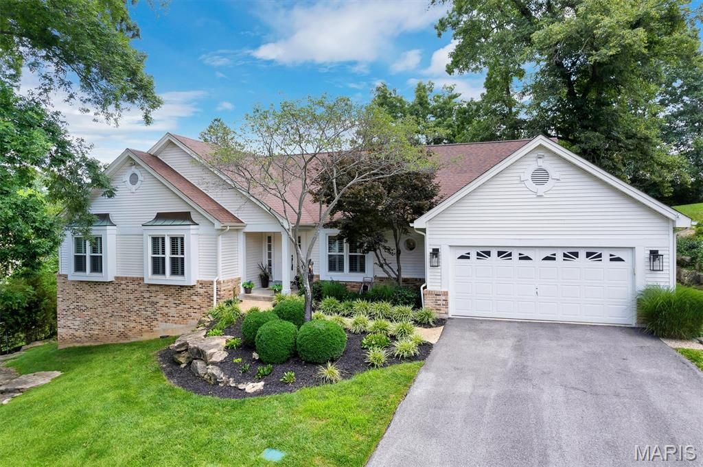 1506 Timber Point Court, Chesterfield, MO 63017