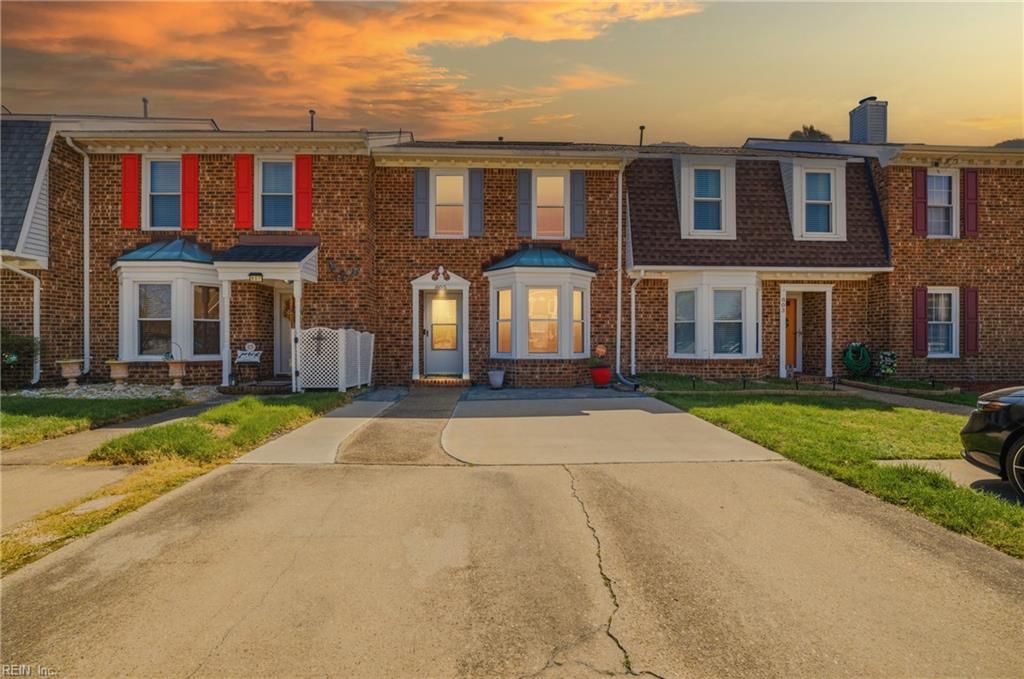 805 Sommerville CRES, Chesapeake, VA 23320