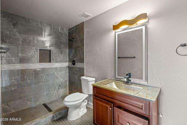 6017 W MARY JANE Lane, Glendale, AZ 85306