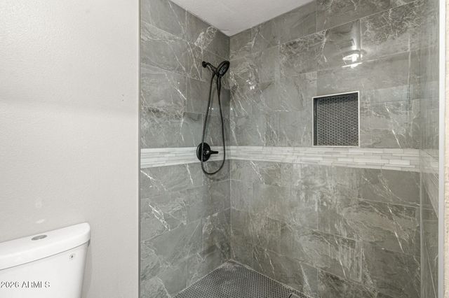 6017 W MARY JANE Lane, Glendale, AZ 85306