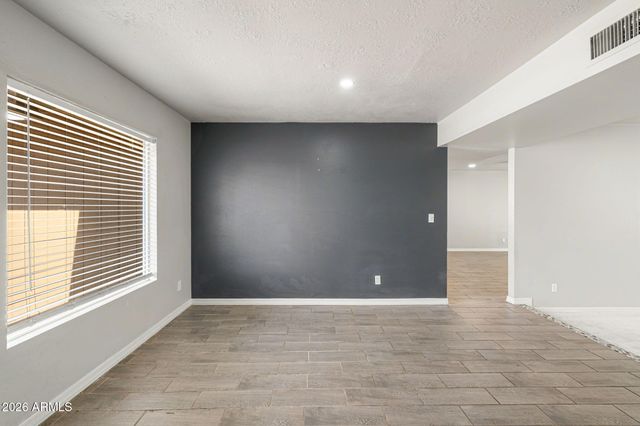 6017 W MARY JANE Lane, Glendale, AZ 85306