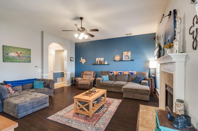 6032 LACI LANE, Wichita Falls, TX 76310