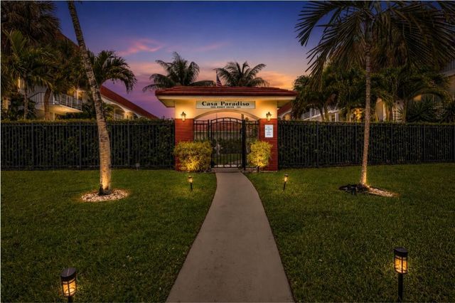 580 Egret Drive 121, Hallandale Beach, FL 33009