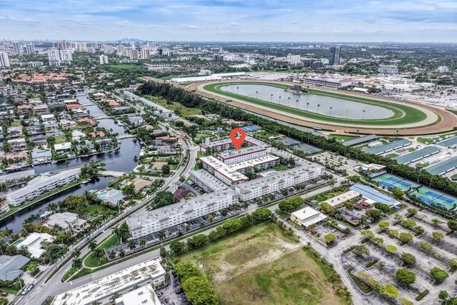 580 Egret Drive 121, Hallandale Beach, FL 33009